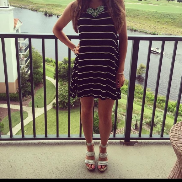 Stripped Flowy Dress - Picture 1 of 4